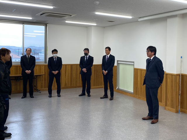 永年勤続表彰20年1名を含む11名が表彰されました。
